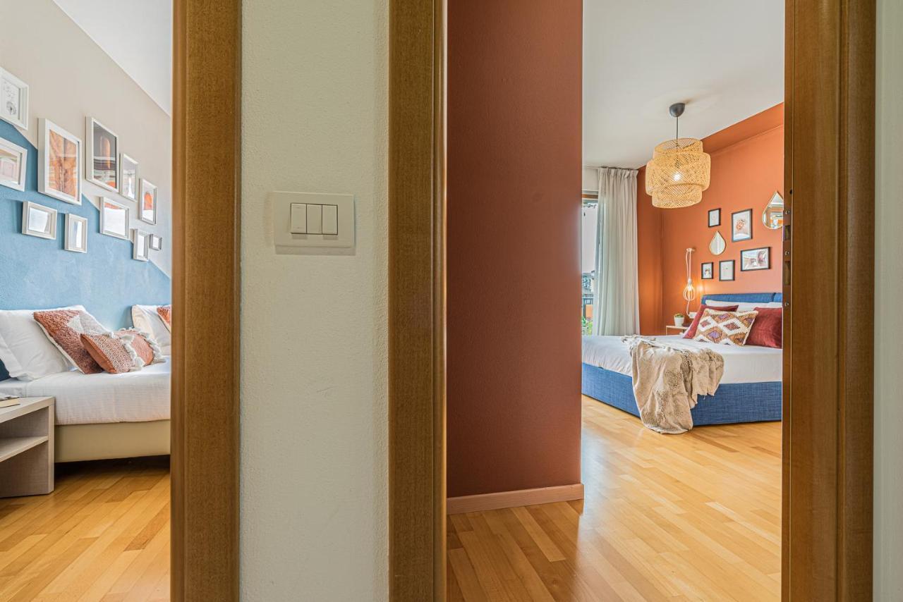 Hygge Family Apartment - One Step Away From The Lake!!! Сірміоне Екстер'єр фото